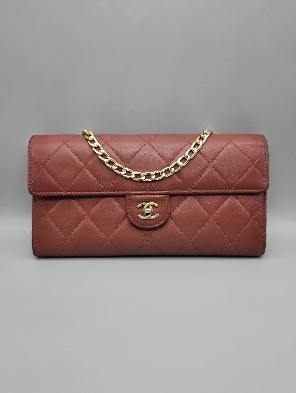 ❤️CHANEL Red/Brown Quilted Leather Wallet/Clutch